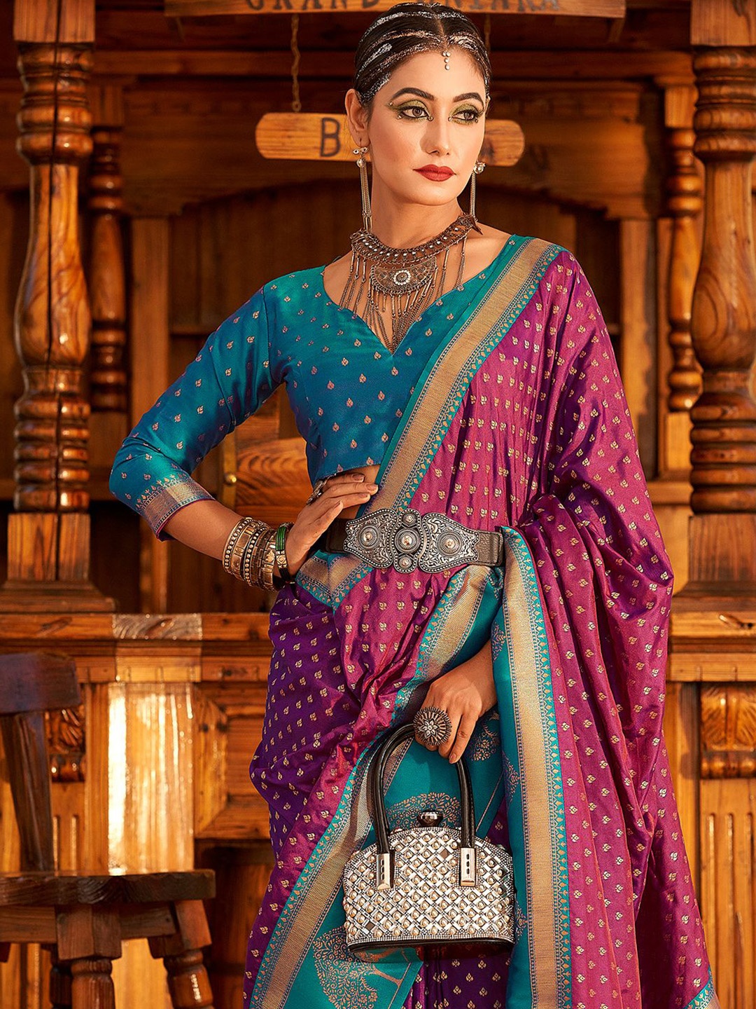 

DEVATITHI Purple Soft Banarasi Paithani Saree