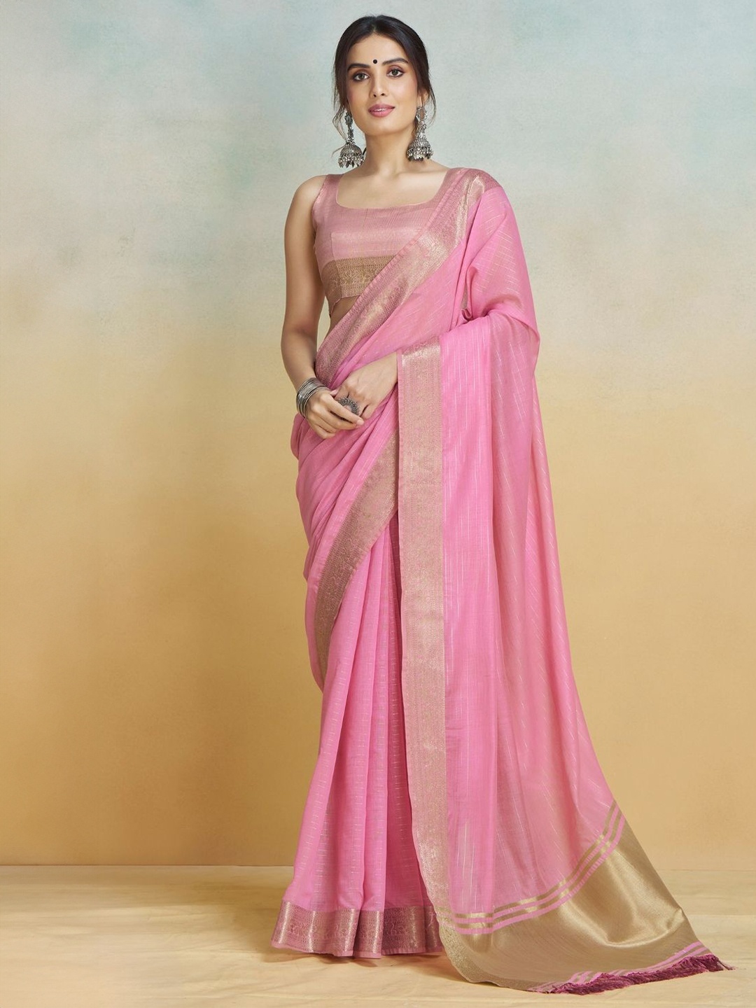 

DEVATITHI Women Khadi Silk Saree, Pink