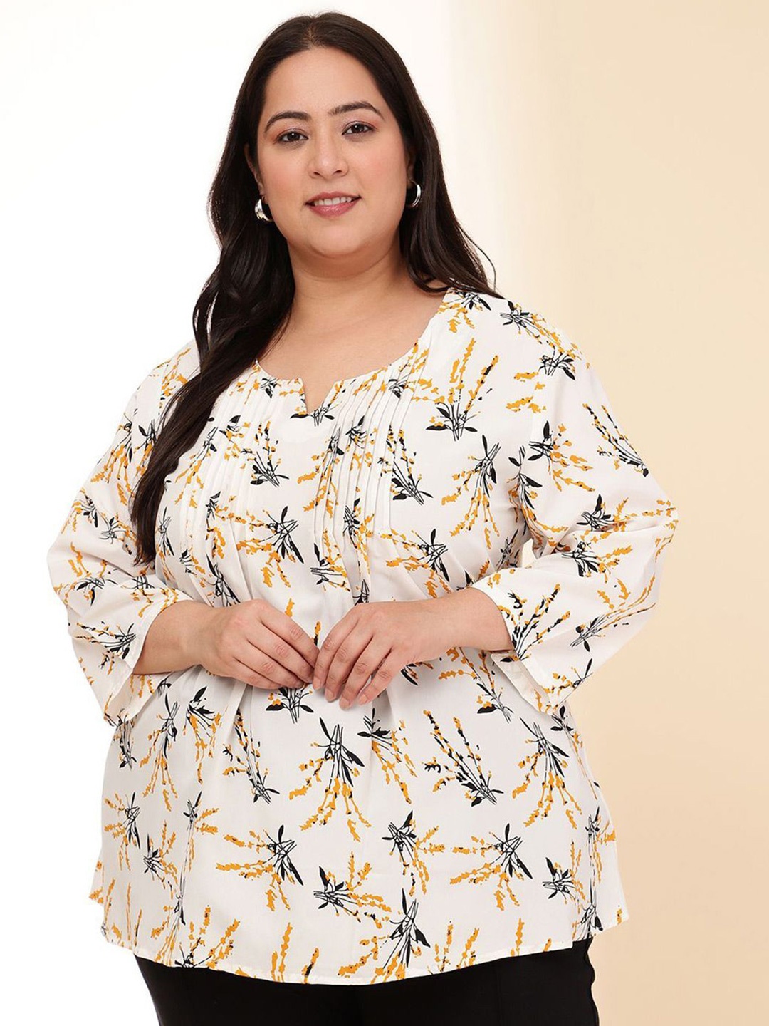 

DressBerry Curve Floral Print VNeck Plus Size Top, White