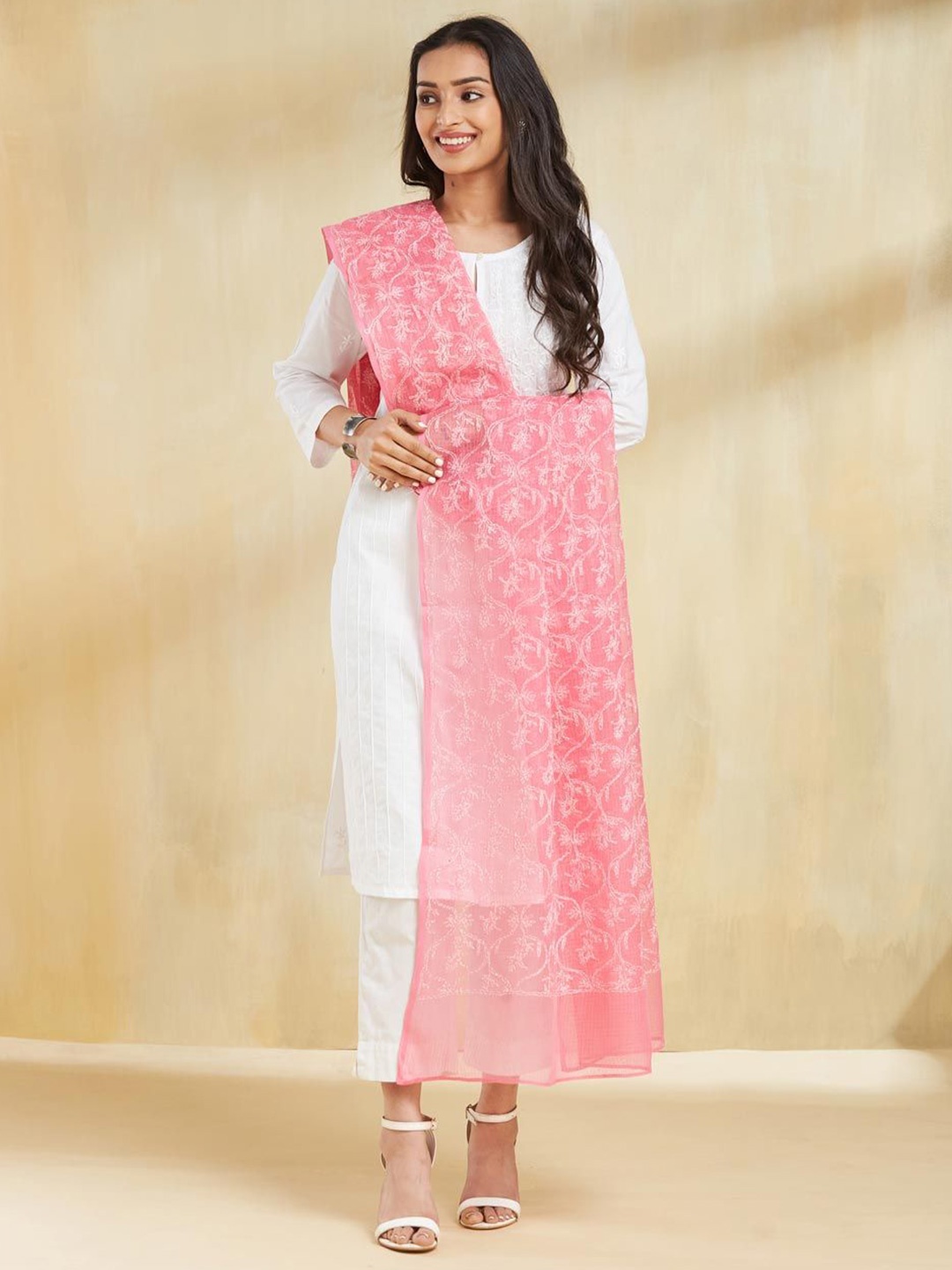 

Fabindia Floral Chikankari Embroidered Cotton Silk Dupatta, Pink