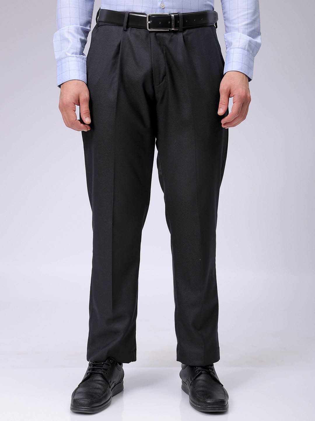 

The Indian Garage Co. X Luxe Men Formal Trousers, Navy blue