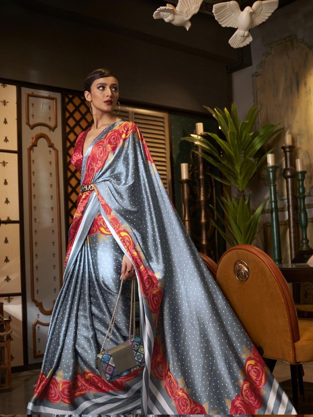 

Anouk Floral Pure Crepe Saree, Grey