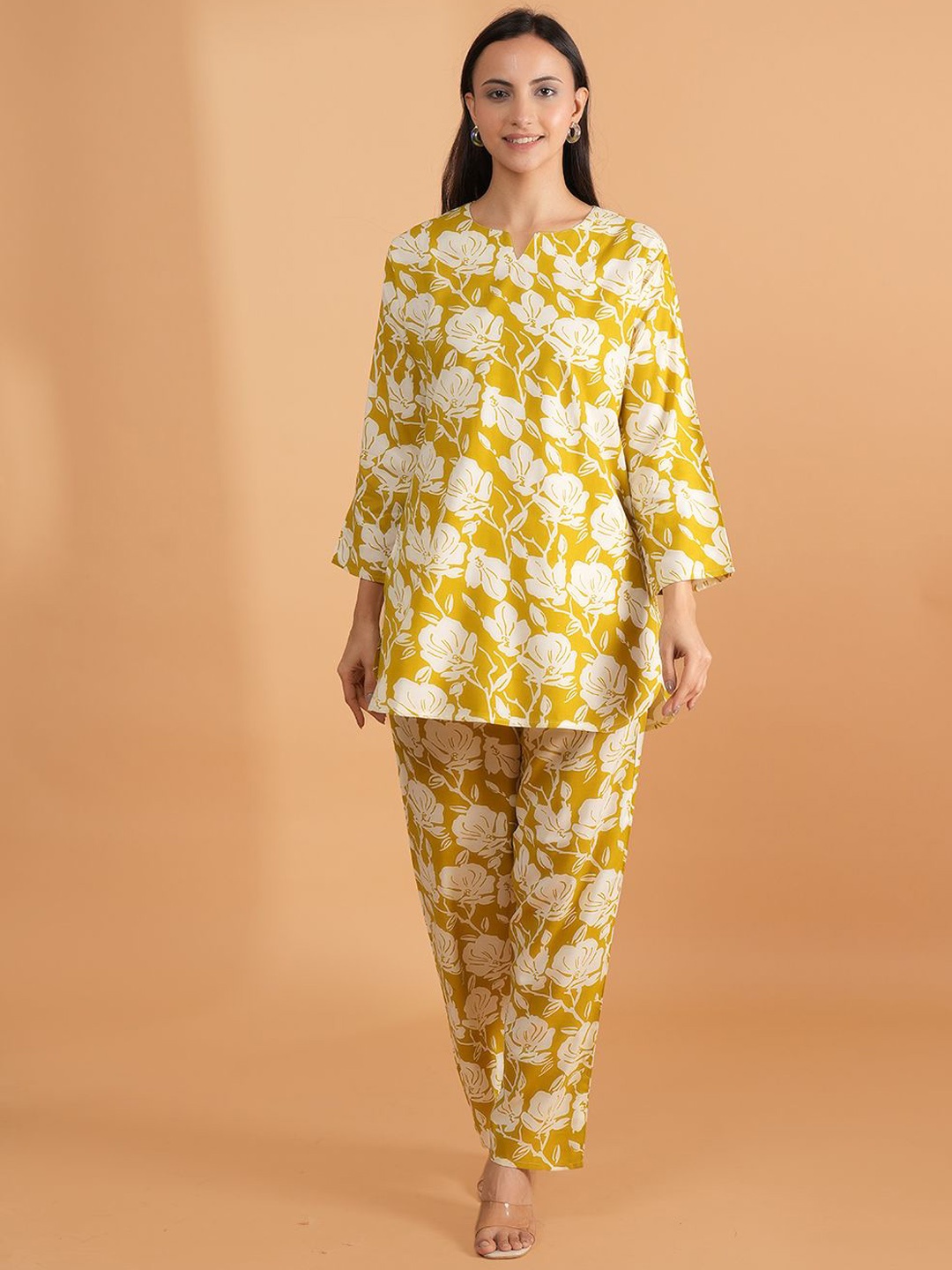 

BAESD Floral Printed Notch Neck Tunic With Trouser, Yellow