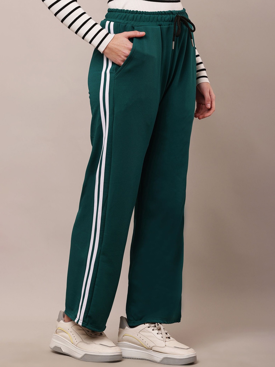 

BAESD Women Striped Relaxed Straight Leg Trousers, Green