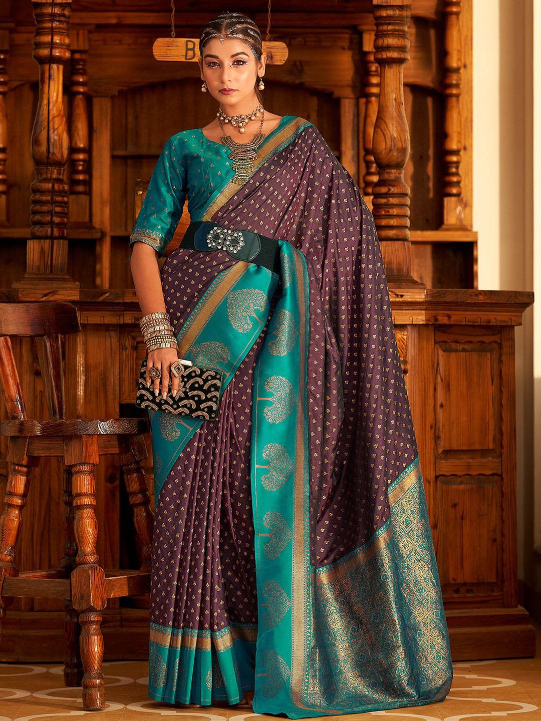 

DEVATITHI Dark Purple Soft Banarasi Paithani Saree