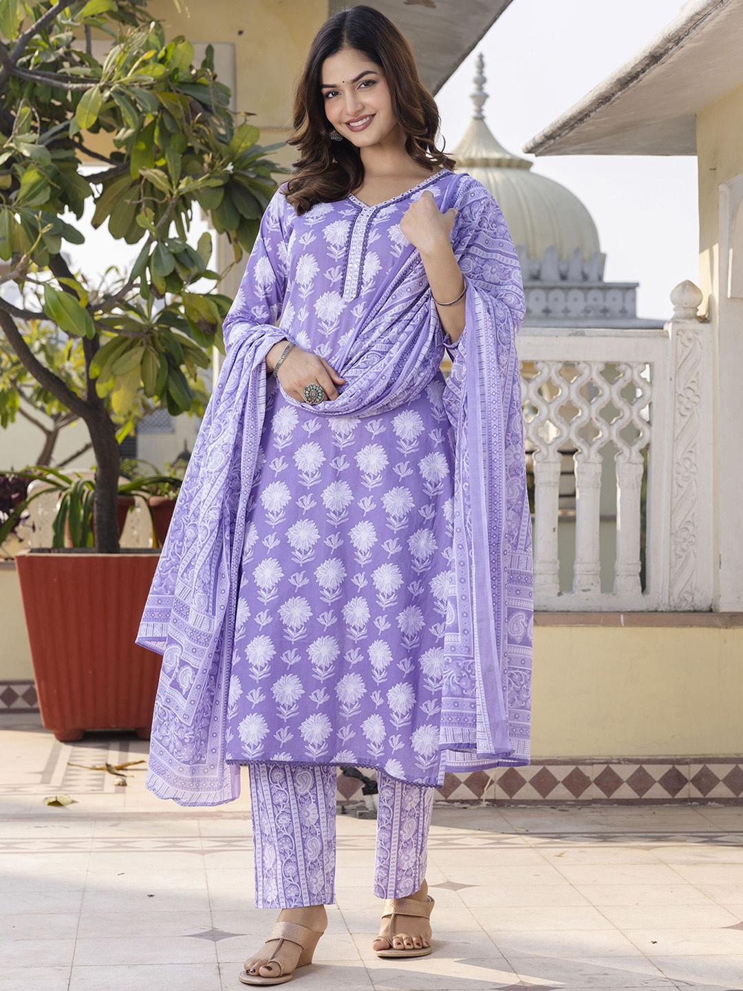 

EthniFlair Women Floral Printed Regular Mirror Work Pure Cotton Kurta with Trousers & With Dupatta, Lavender