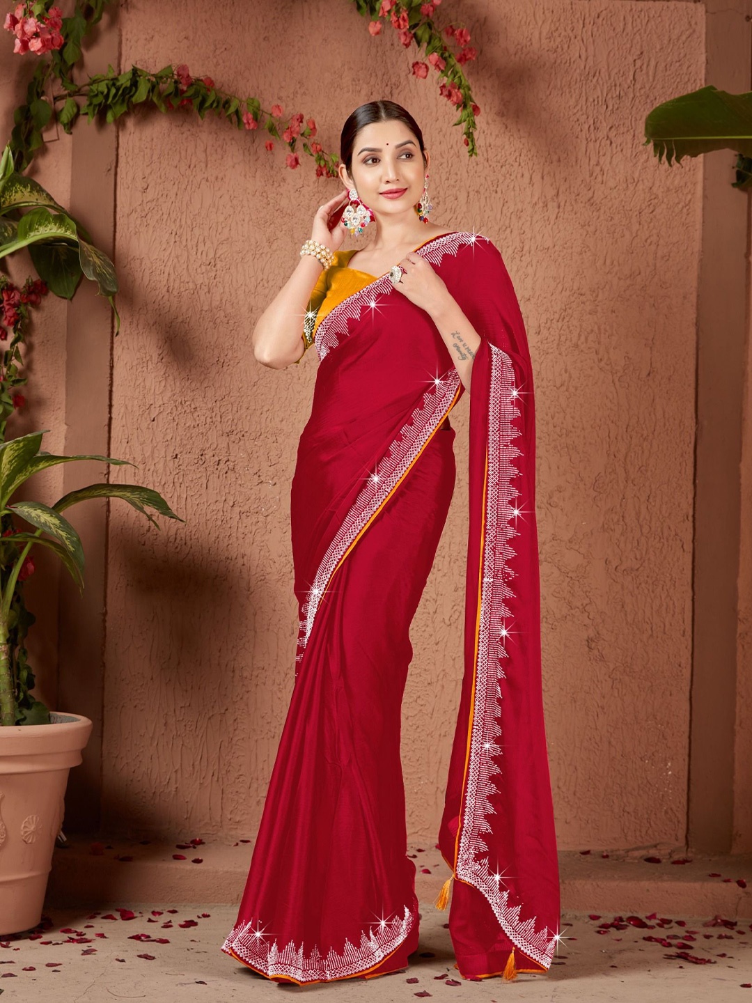 

PAYAL CREATION Sequinned Pure Georgette Maheshwari Saree, Red