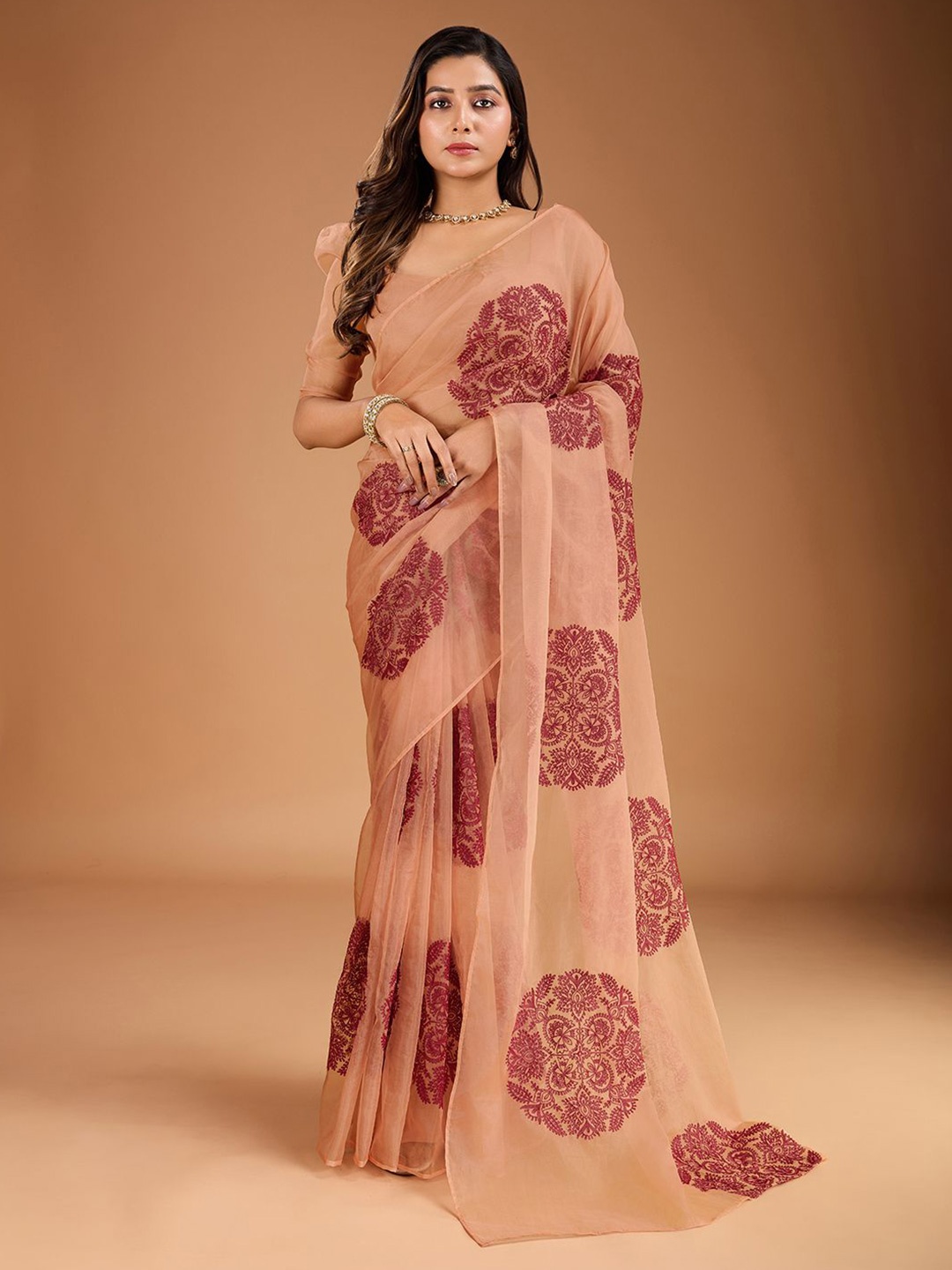 

House of Pataudi Ethnic Motifs Thread Embroidered Saree with Blouse, Peach
