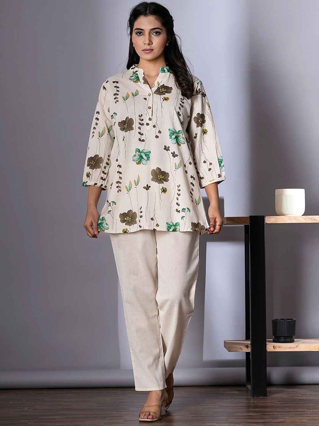 

Readiprint Floral Printed Mandarin Collar Tunic With Trousers, Off white