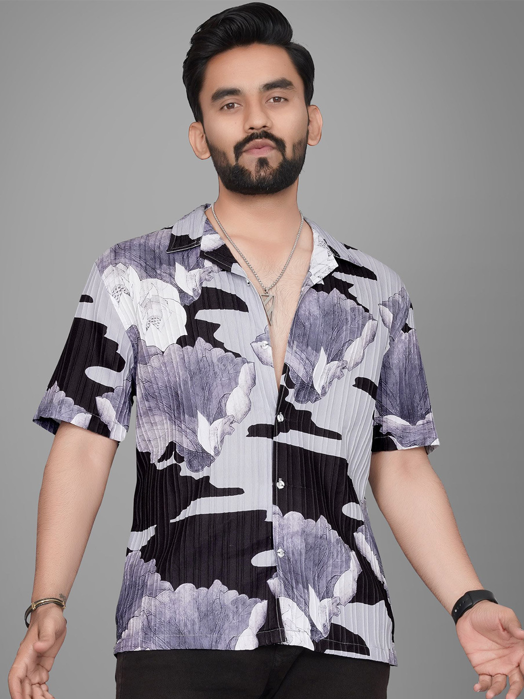 

Metronaut Men Semi Sheer Printed Casual Shirt, Purple
