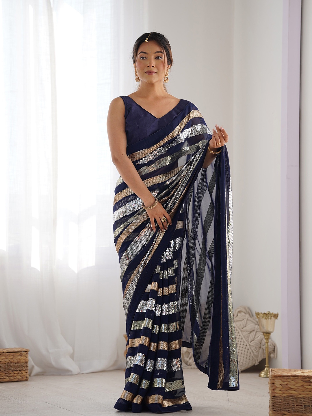 

VARNI FABRICS Embellished Sequinned Pure Georgette Saree, Blue