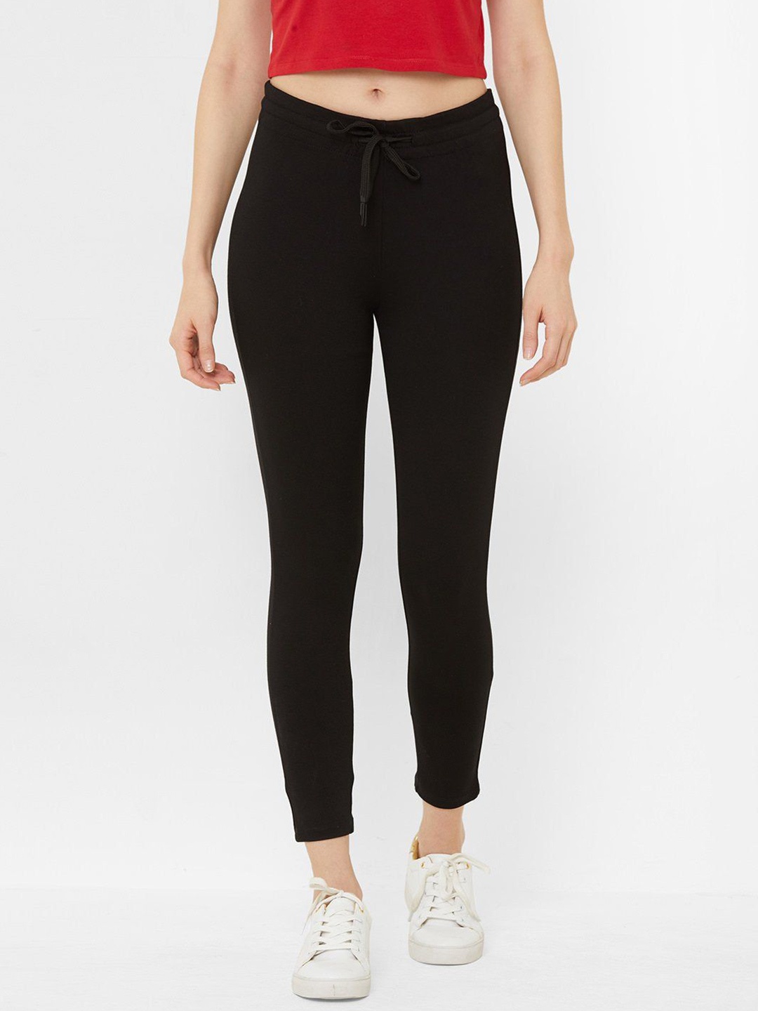 

Kraus Jeans Women Skinny Fit Treggings, Black
