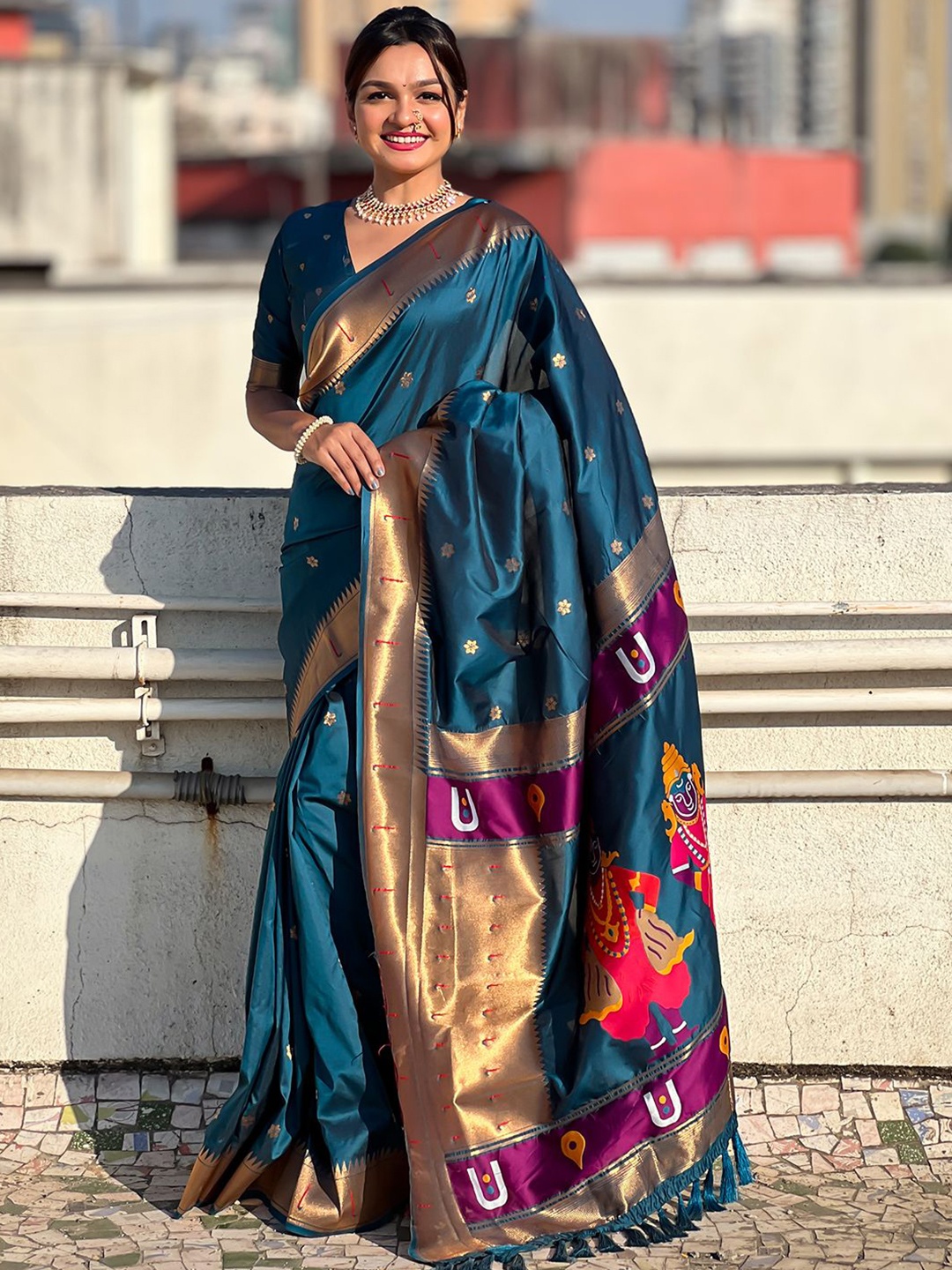 

LeeliPeeri Designer Woven Design Zari Paithani Saree, Teal