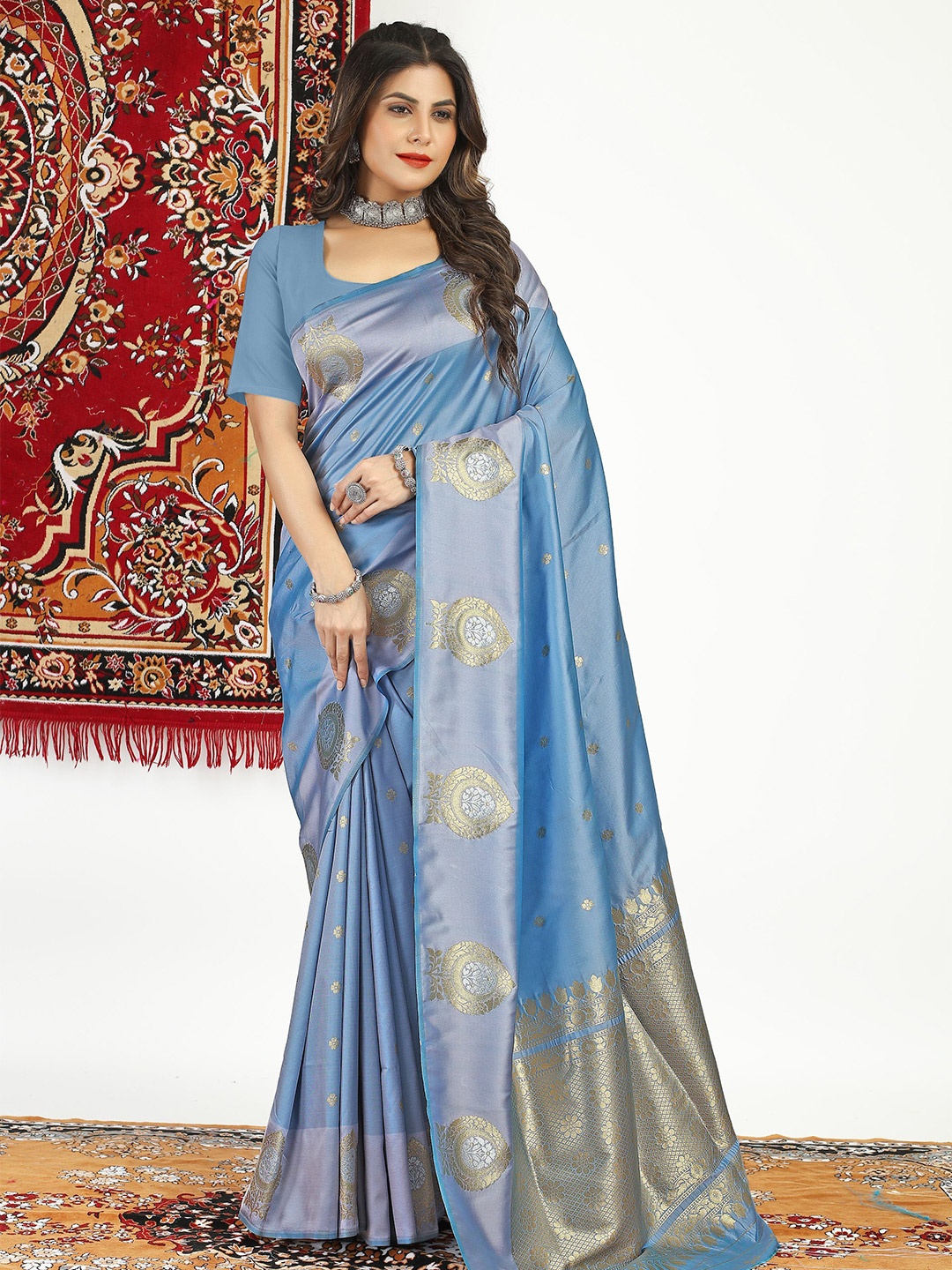 

Kandora Woven Design Zari Pure Silk Banarasi Saree, Grey