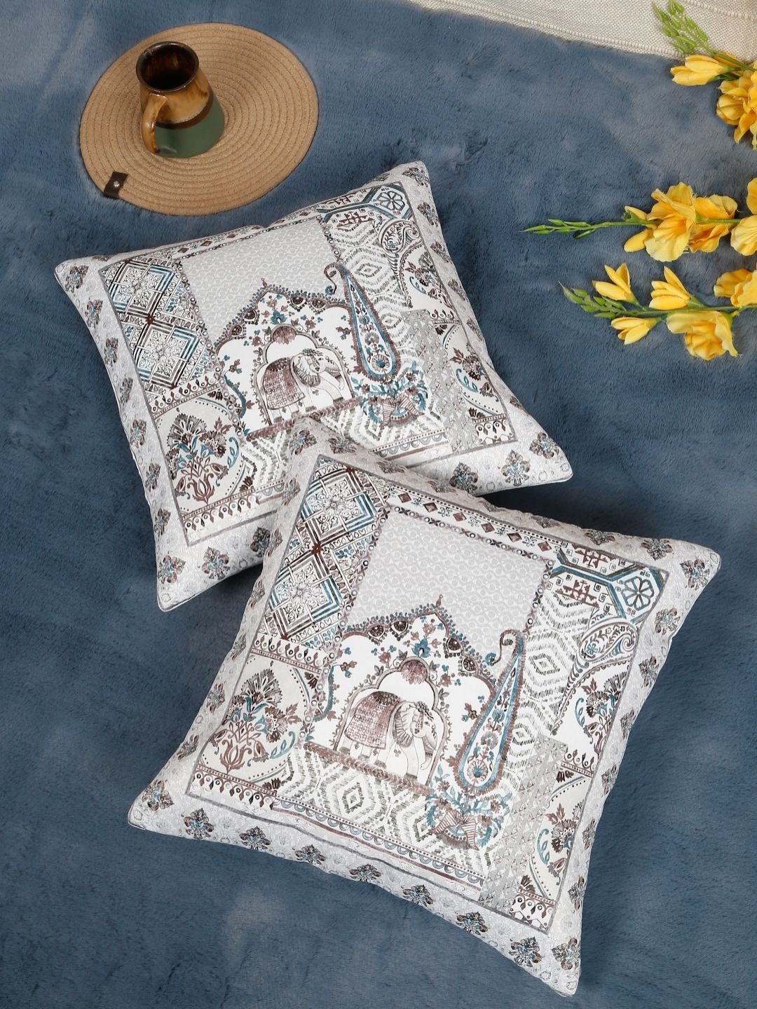 

SOKNACK White And Grey 2 Pieces Ethnic Motifs Velvet Square Cushion Covers