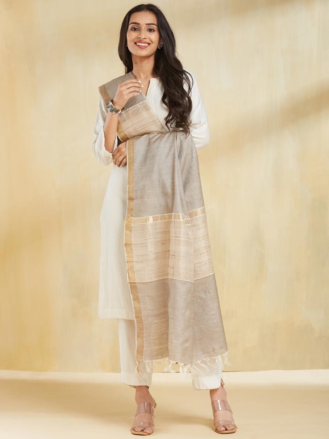 

Fabindia Geometric Woven Design Dupatta, Grey