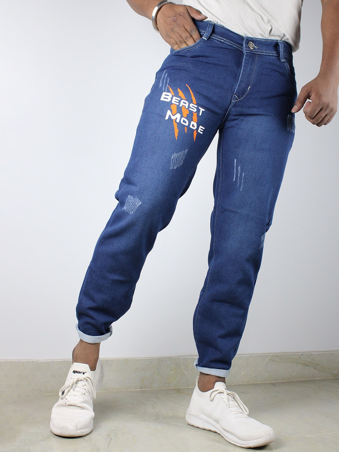 

styzon Men Jean Slim Fit Mildly Distressed Light Fade Jeans, Blue