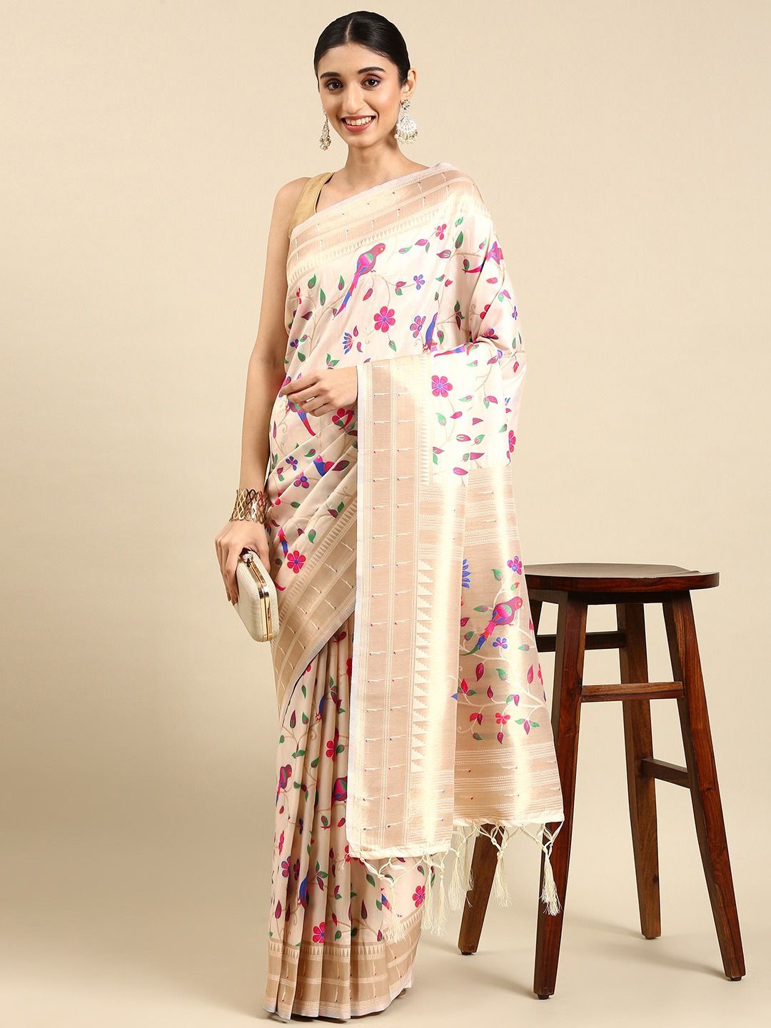 

DIVASTRI Woven Design Zari Paithani Saree, White