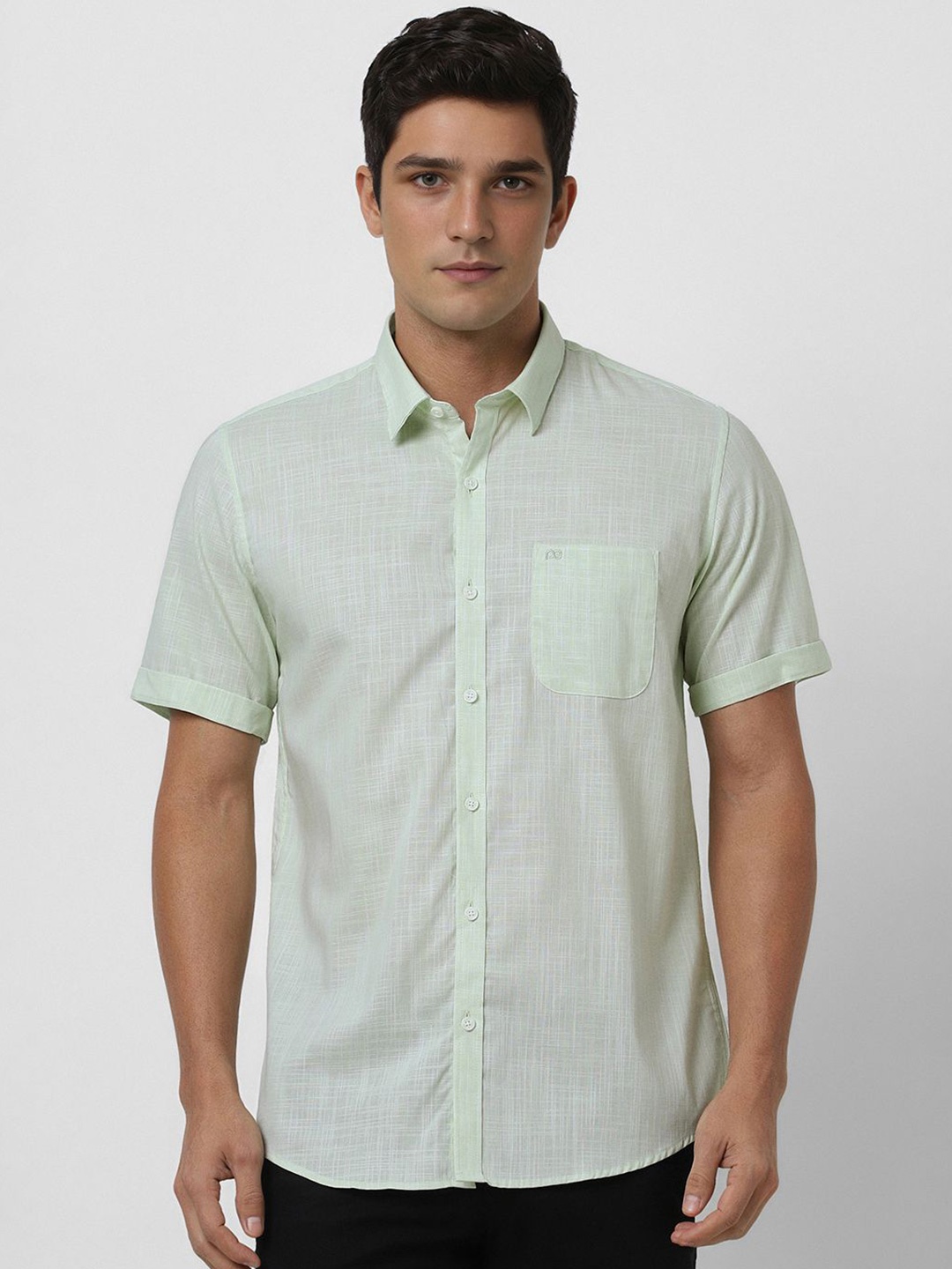 

Peter England Casuals Men Spread Collar Solid Cotton Casual Shirt, Green