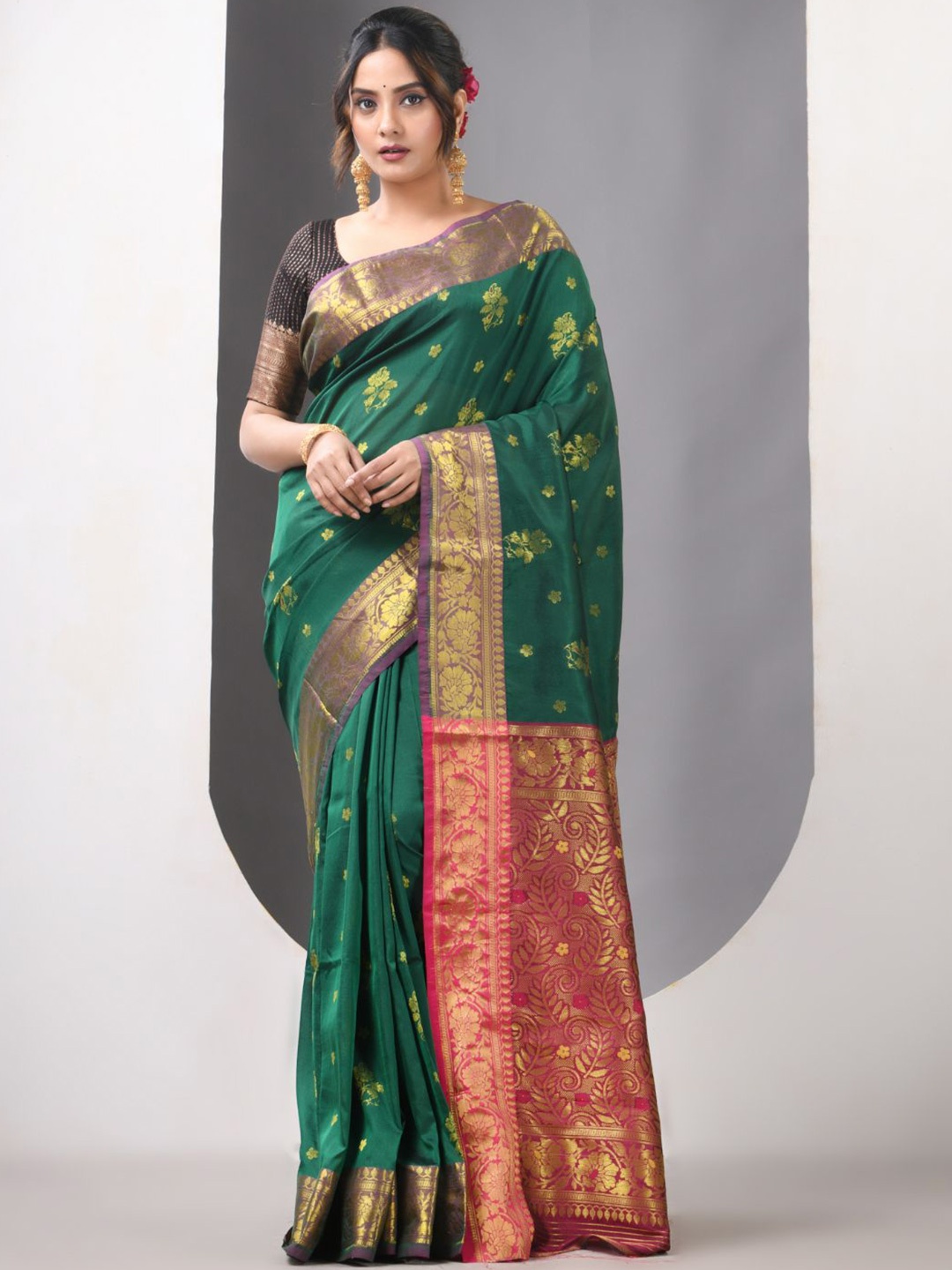 

Charukriti Ethnic Motifs Zari Silk Blend Designer Saree, Green