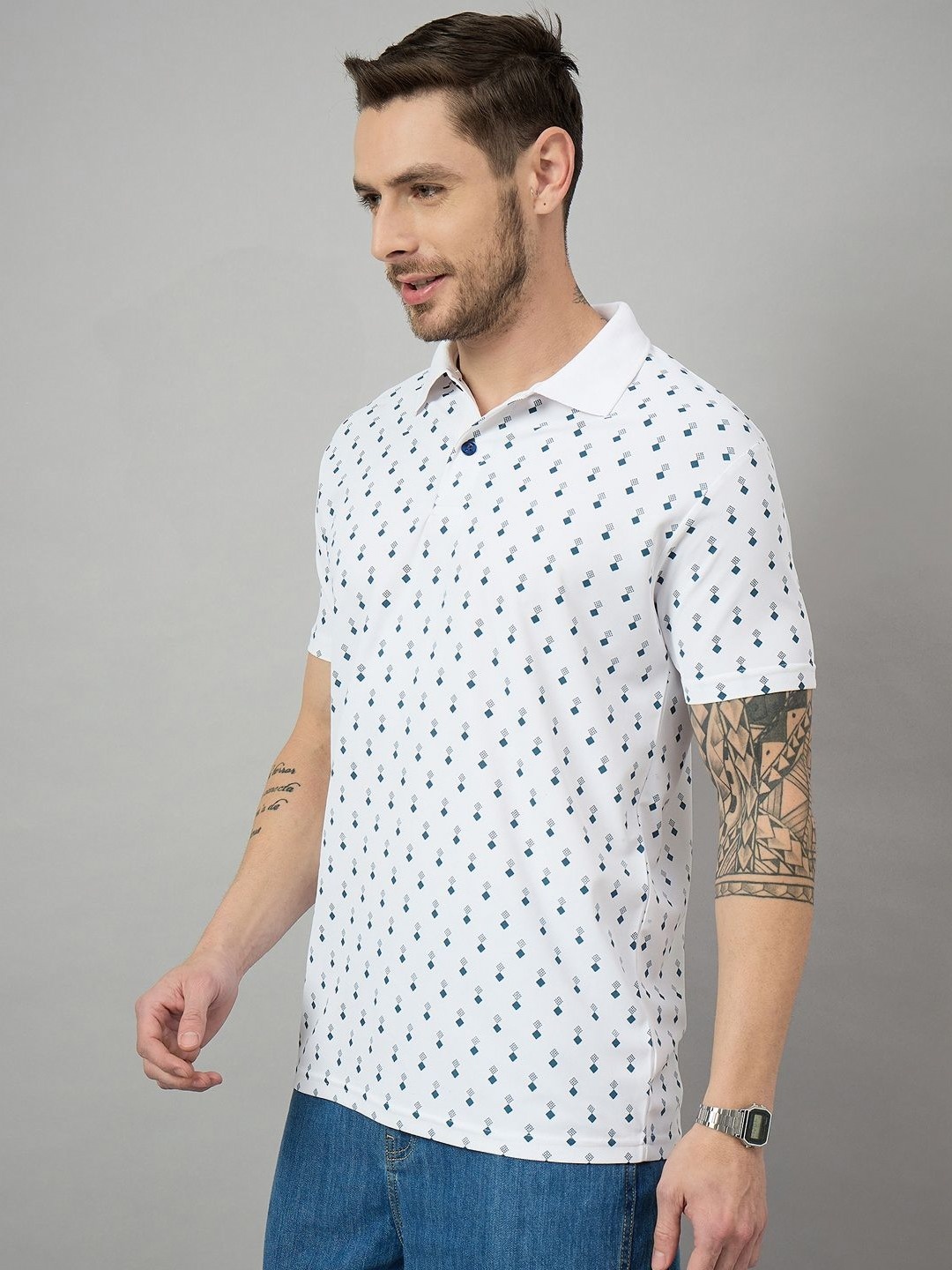 

BRONATION Men Geometric Printed Polo Collar Cotton T-shirt, White