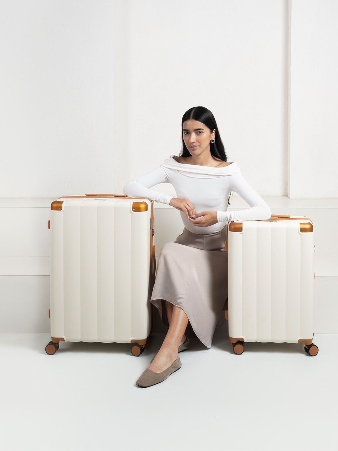 

Assembly Trolley Bag for Women Set of 2 - 24 & 28 Inches for Travel-Biege(Iris), Beige