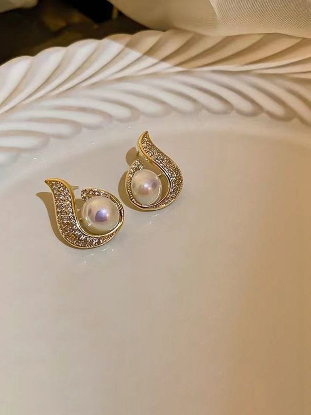 

Celestique Artificial Stones Studded And Pearl Beaded Contemporary Studs, Gold