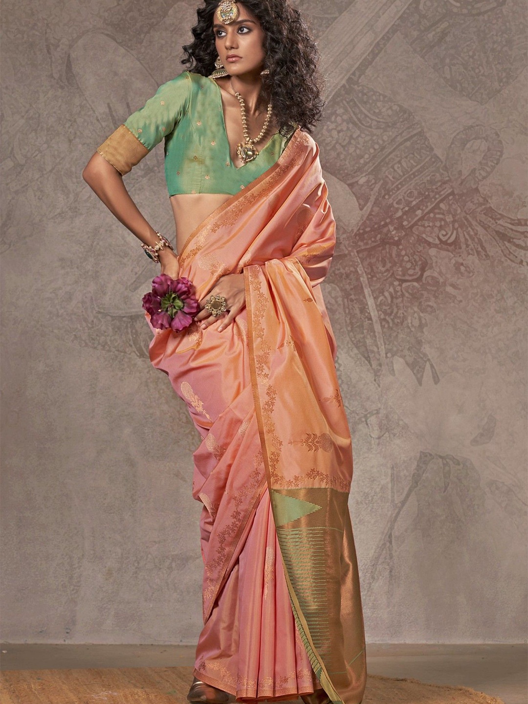 

MySilkLove Crayola Peach Two Tone Banarasi Handloom Saree