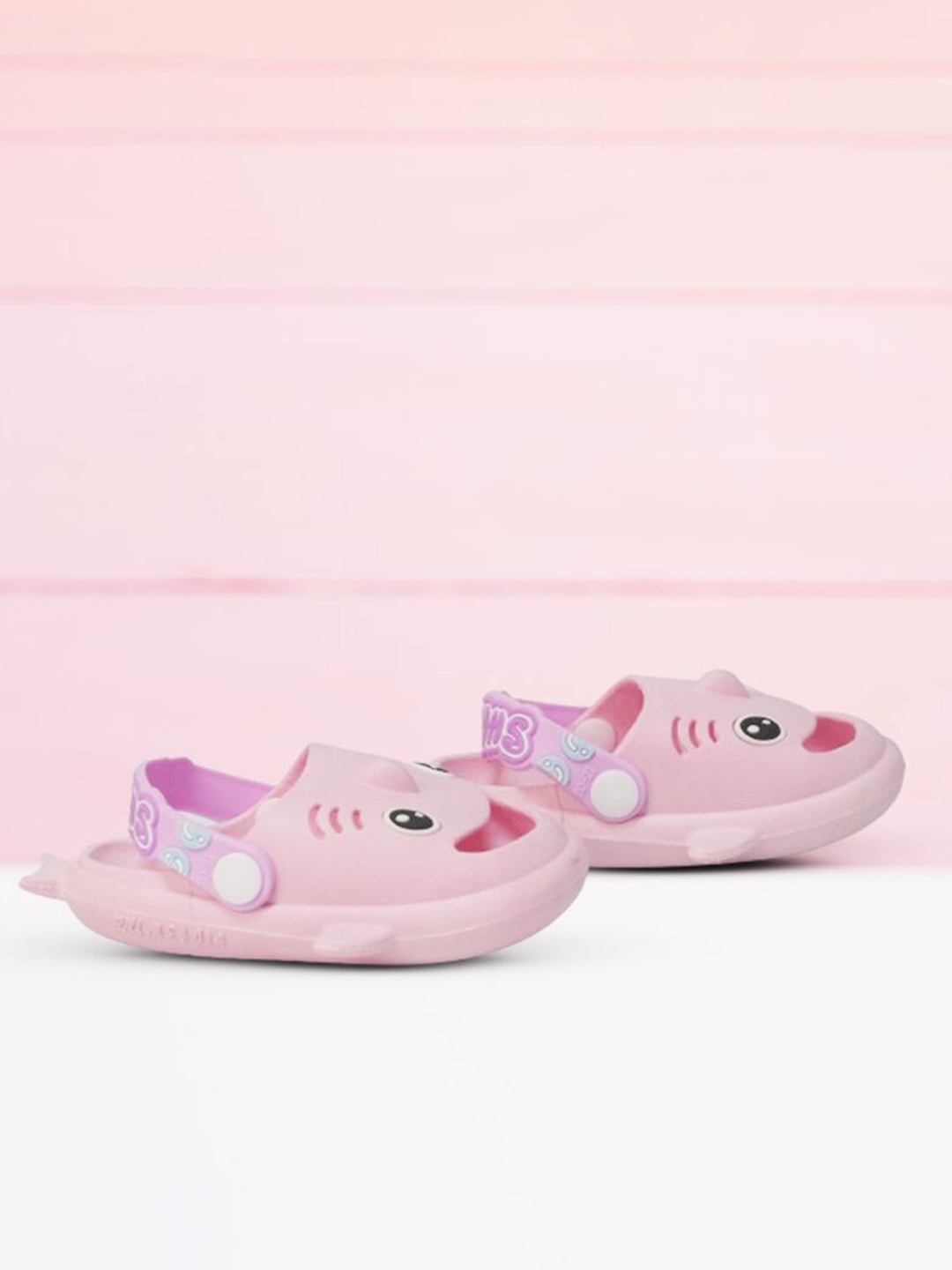 

MOON MAMA Kids Self Design Clogs, Pink