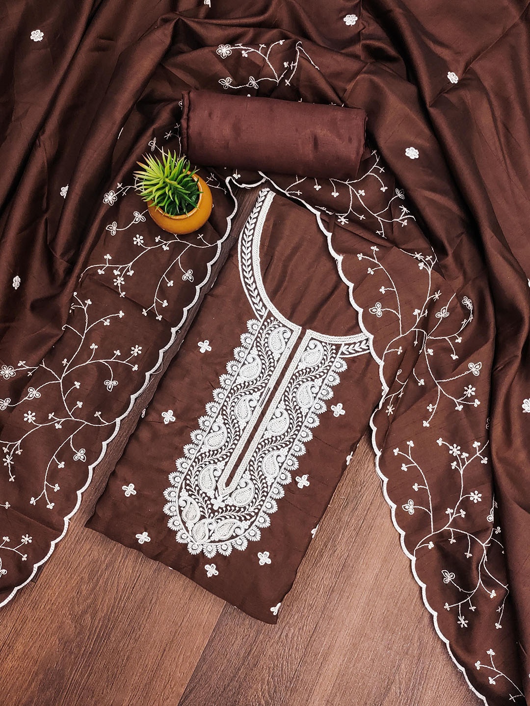 

MANVAA Floral Embroidered Thread Work Cotton Unstitched Dress Material, Brown
