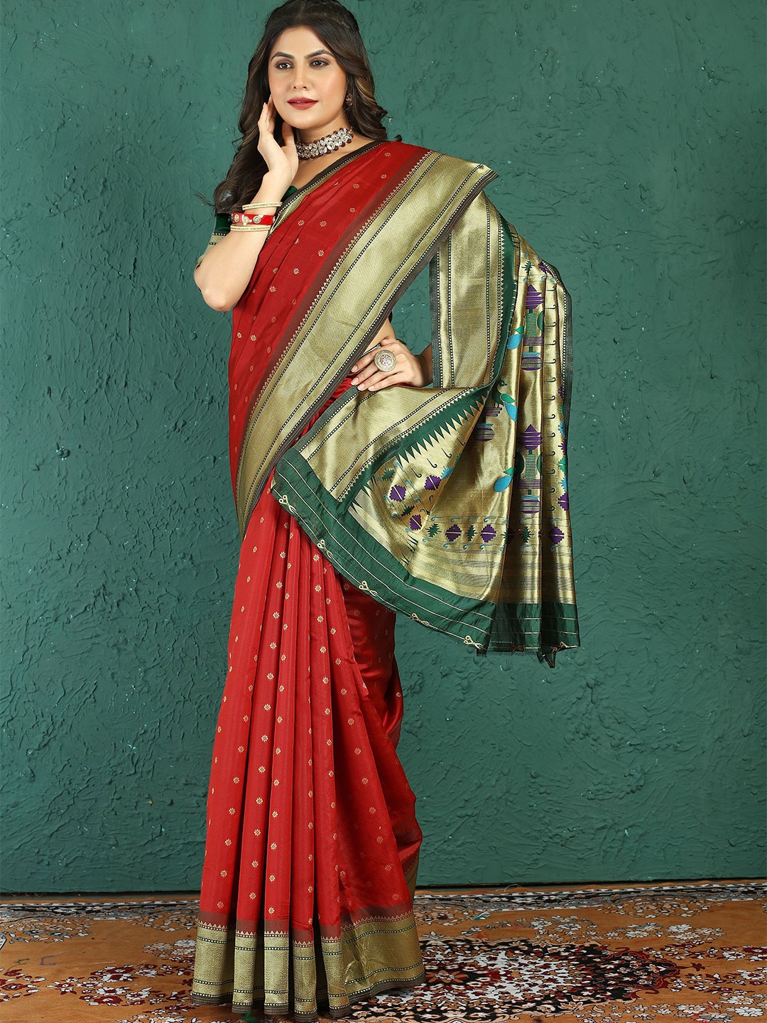 

Kandora Woven Design Zari Pure Silk Paithani Saree, Red