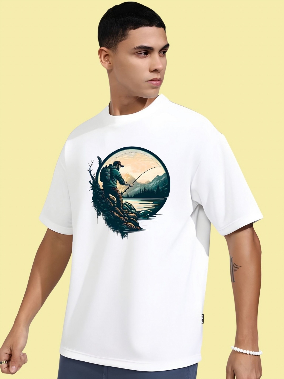 

THE BEETEL HOUSE Men Drop-Shoulder Sleeves T-shirt, White