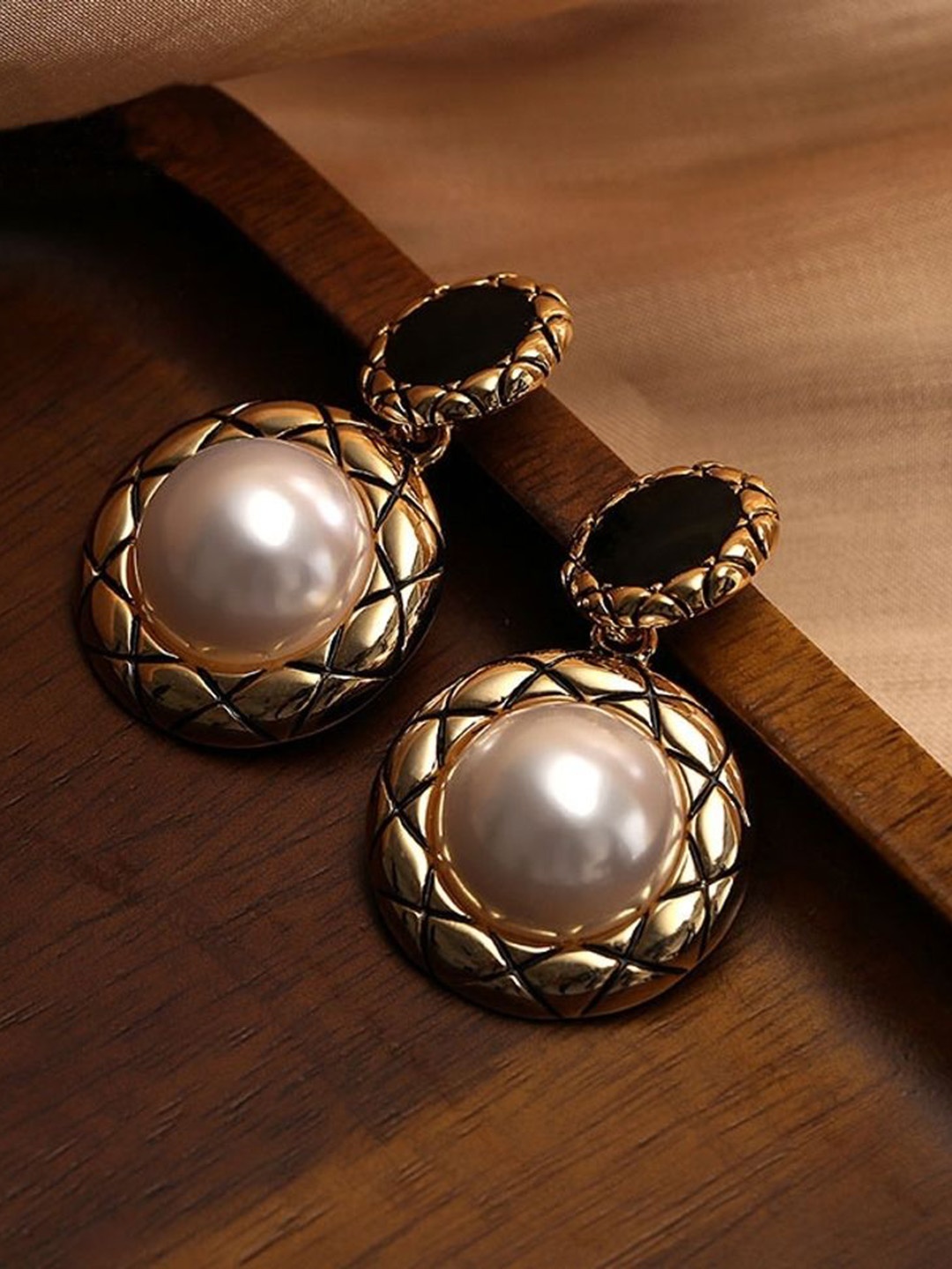 

Celestique Korean Circular Shaped Drop Earrings, Gold