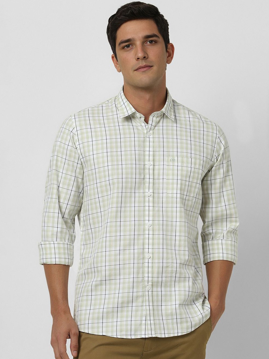 

Peter England Casuals Men Spread Collar Checked Cotton Casual Shirt, Green