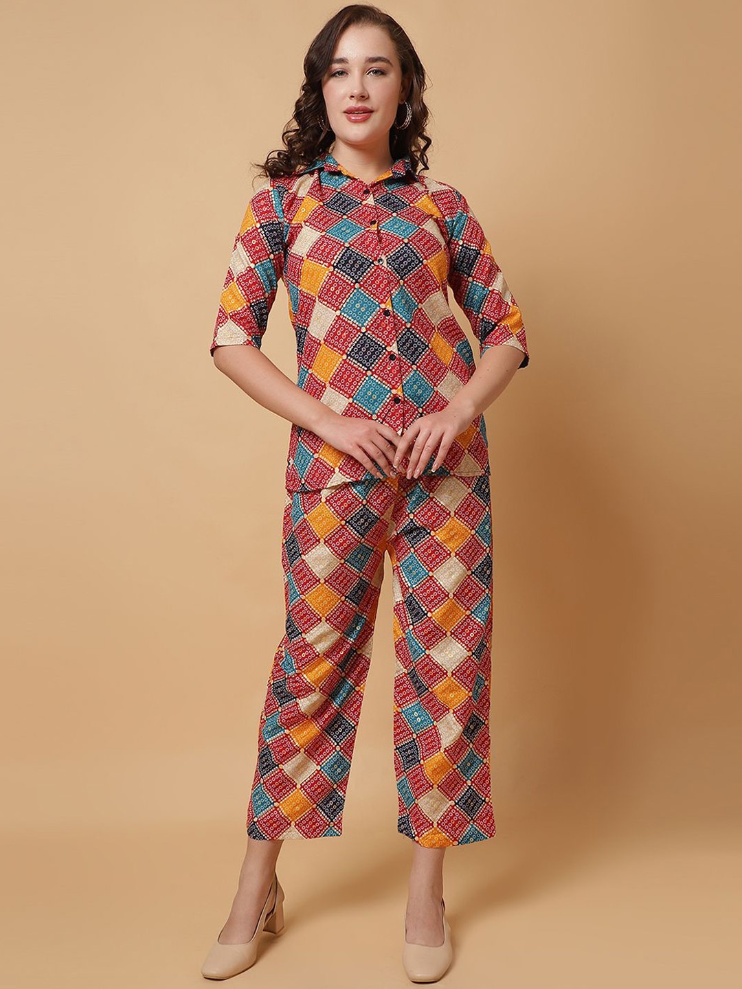 

ROSEMELON Geometric Printed Shirt Collar Shirt With Trousers, Yellow