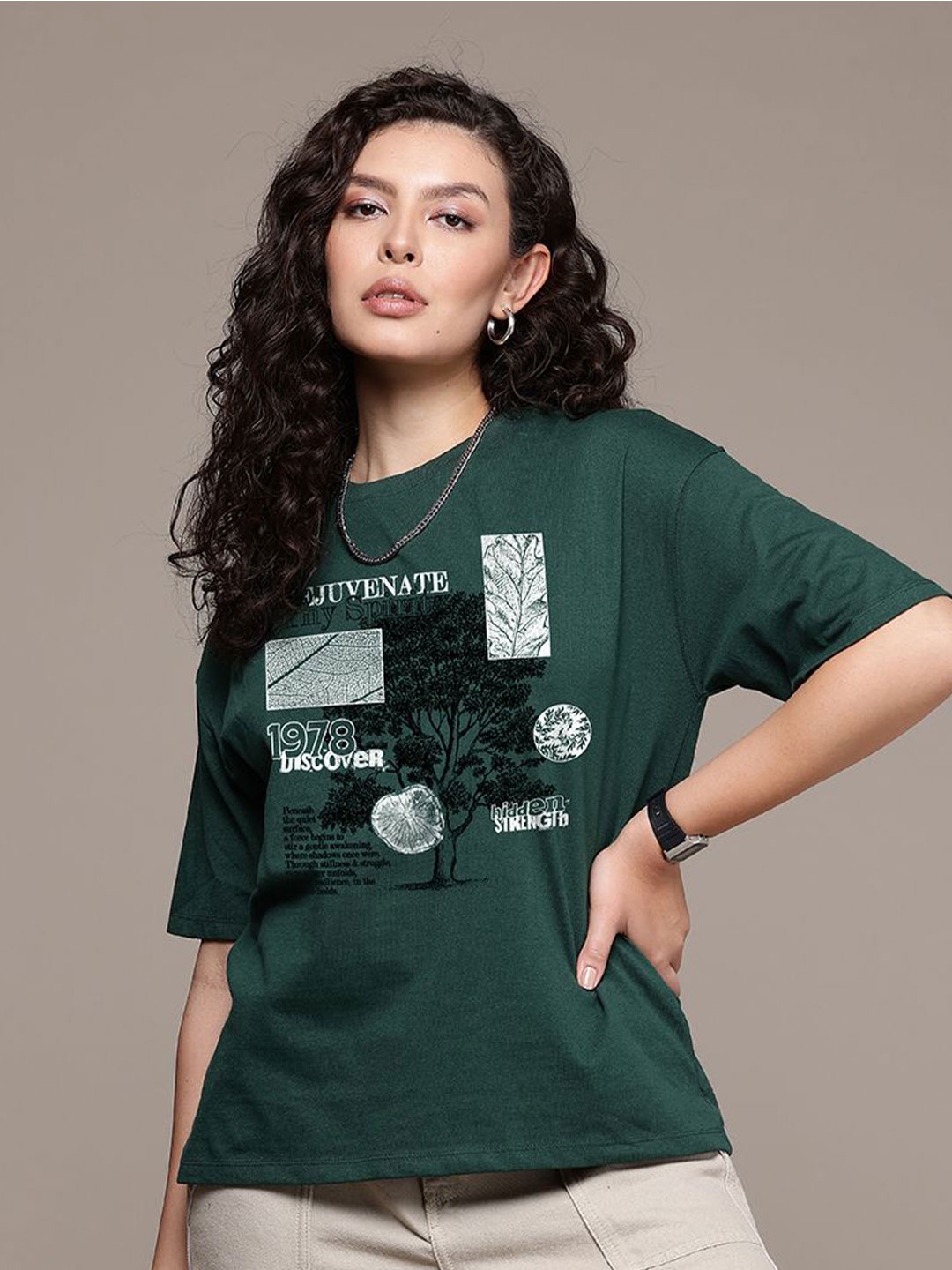 

The Roadster Lifestyle Co Graphic Printed Cotton Oversized Fit T-shirt, Green