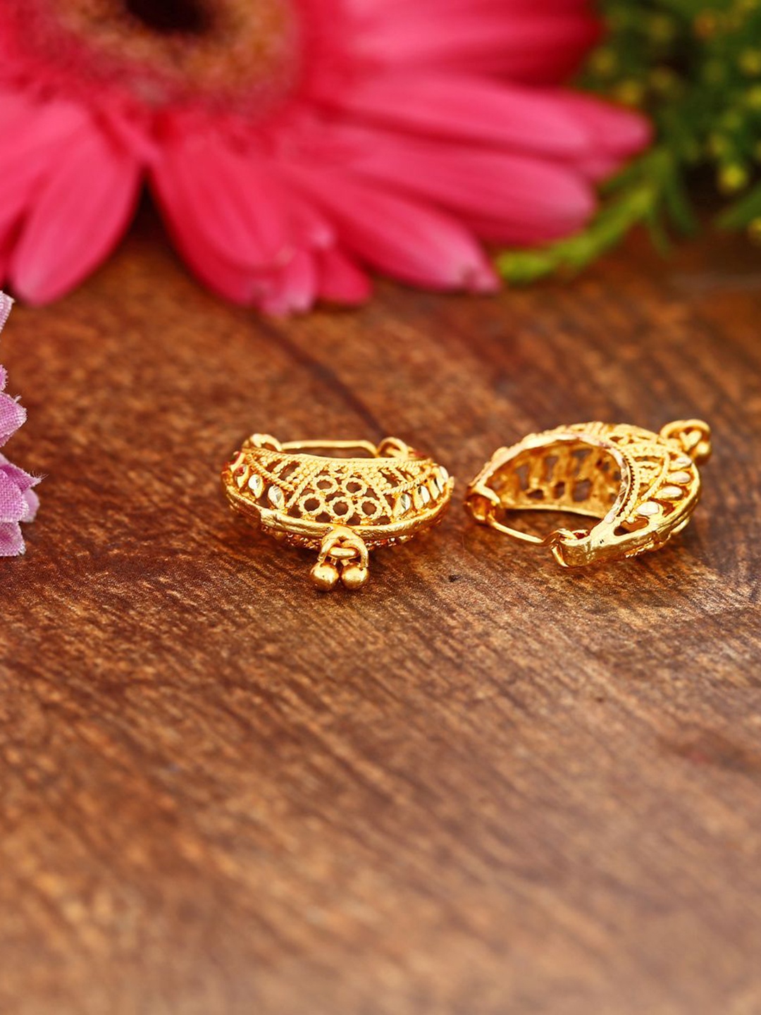 

DIVASTRI Gold-Plated Chandbali