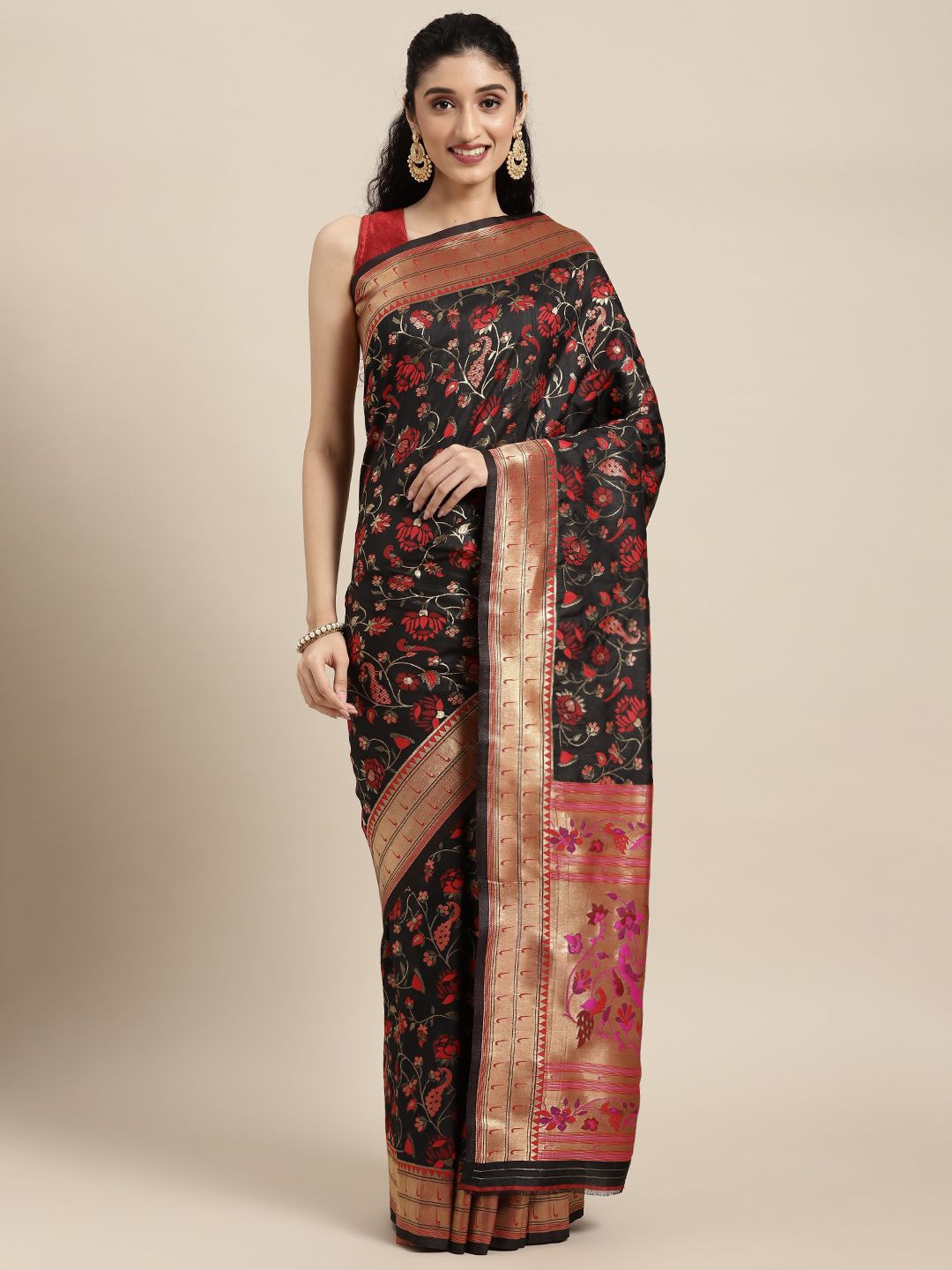 

DIVASTRI Women Floral Zari Paithani Saree, Black