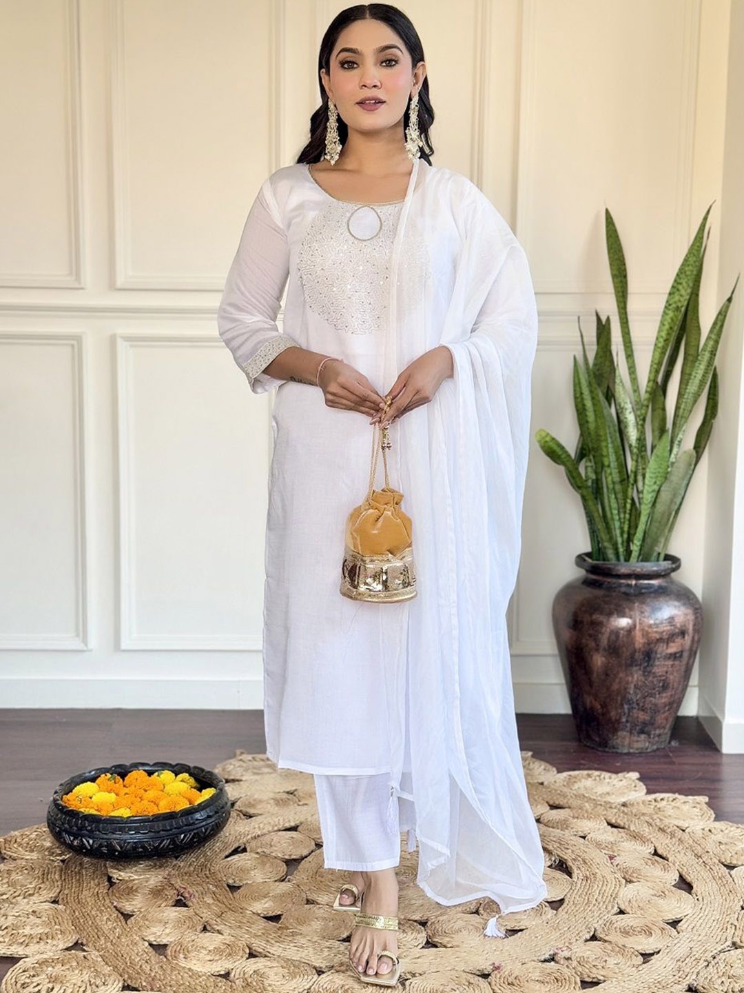 

KAUTIK FABRICS Sequined Embroidered Round Neck Straight Kurta with Trousers & Dupatta, White