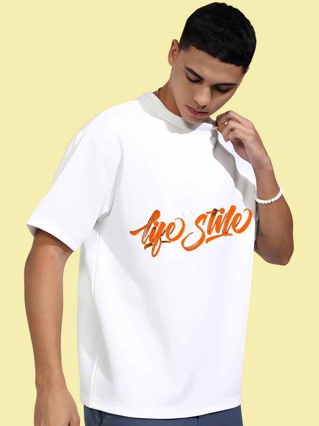 

THE BEETEL HOUSE Men Drop-Shoulder Sleeves T-shirt, White