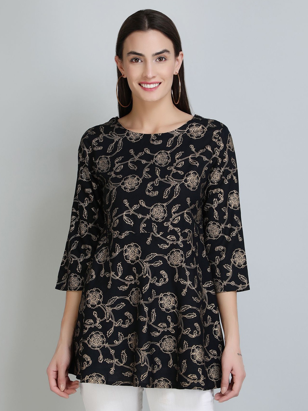 

DHABHAI Floral Print Top, Black