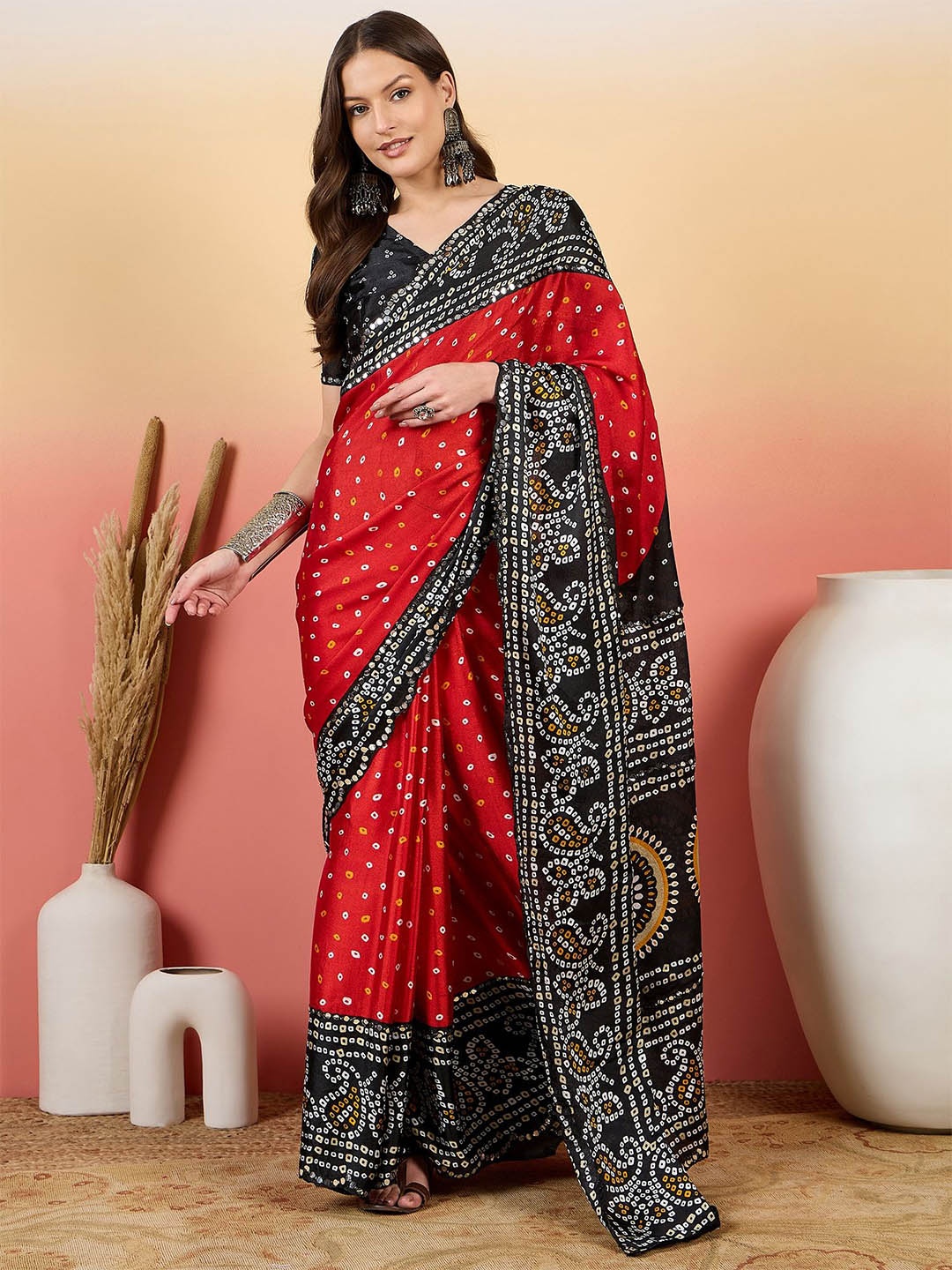 

Sangria Bandhani Printed Saree With Blouse, Red