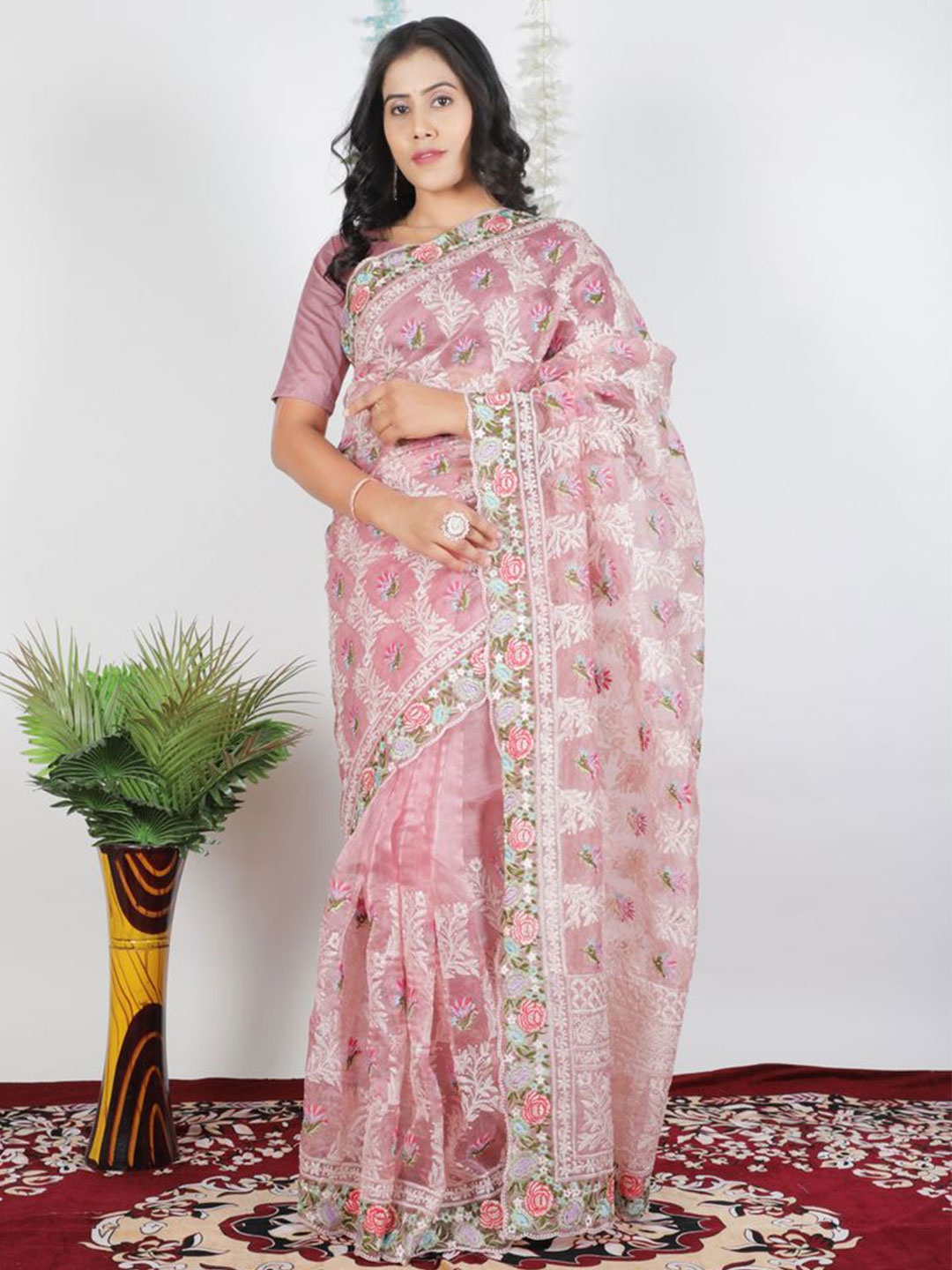 

Rujave Floral Embroidered Organza Saree, Pink