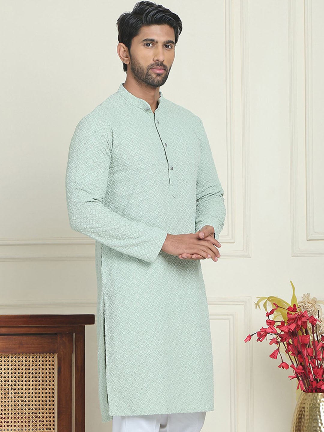 

Anouk Green Geometric Embroidered Sequinned Mandarin Collar Straight Kurta
