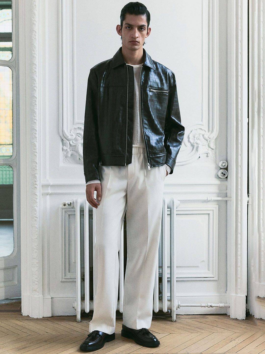 

H&M Men Regular Fit Trousers, White
