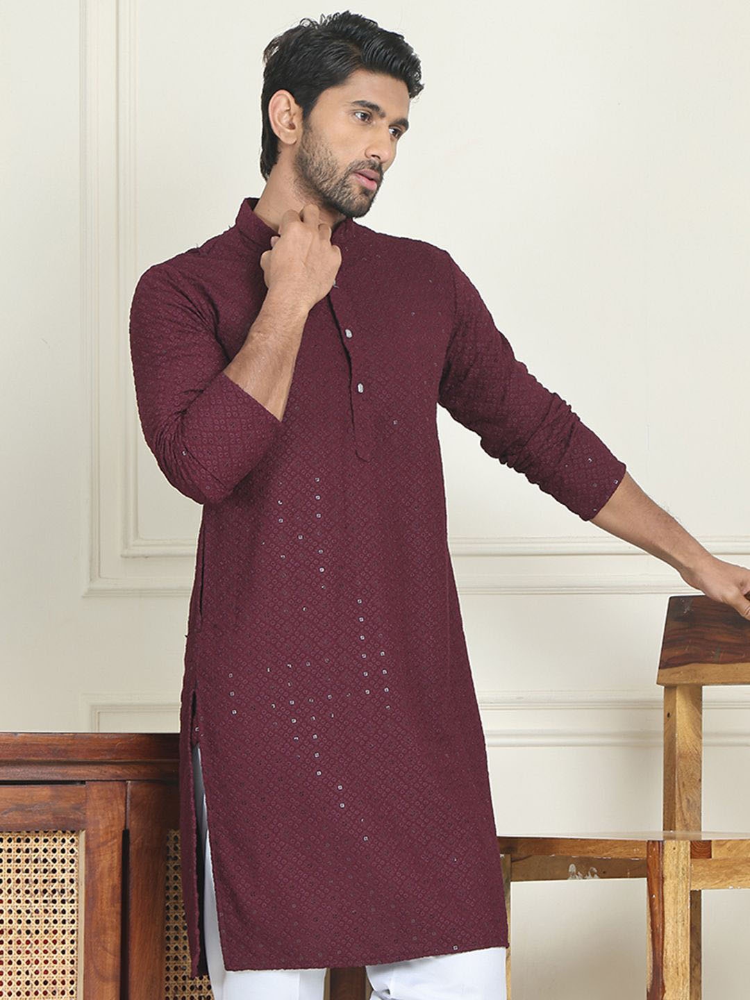 

Anouk Maroon Geometric Embroidered Mandarin Collar Sequinned Straight Kurta