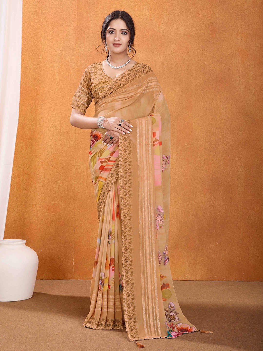 

Mitera Ethnic Motifs Pure Georgette Saree, Beige