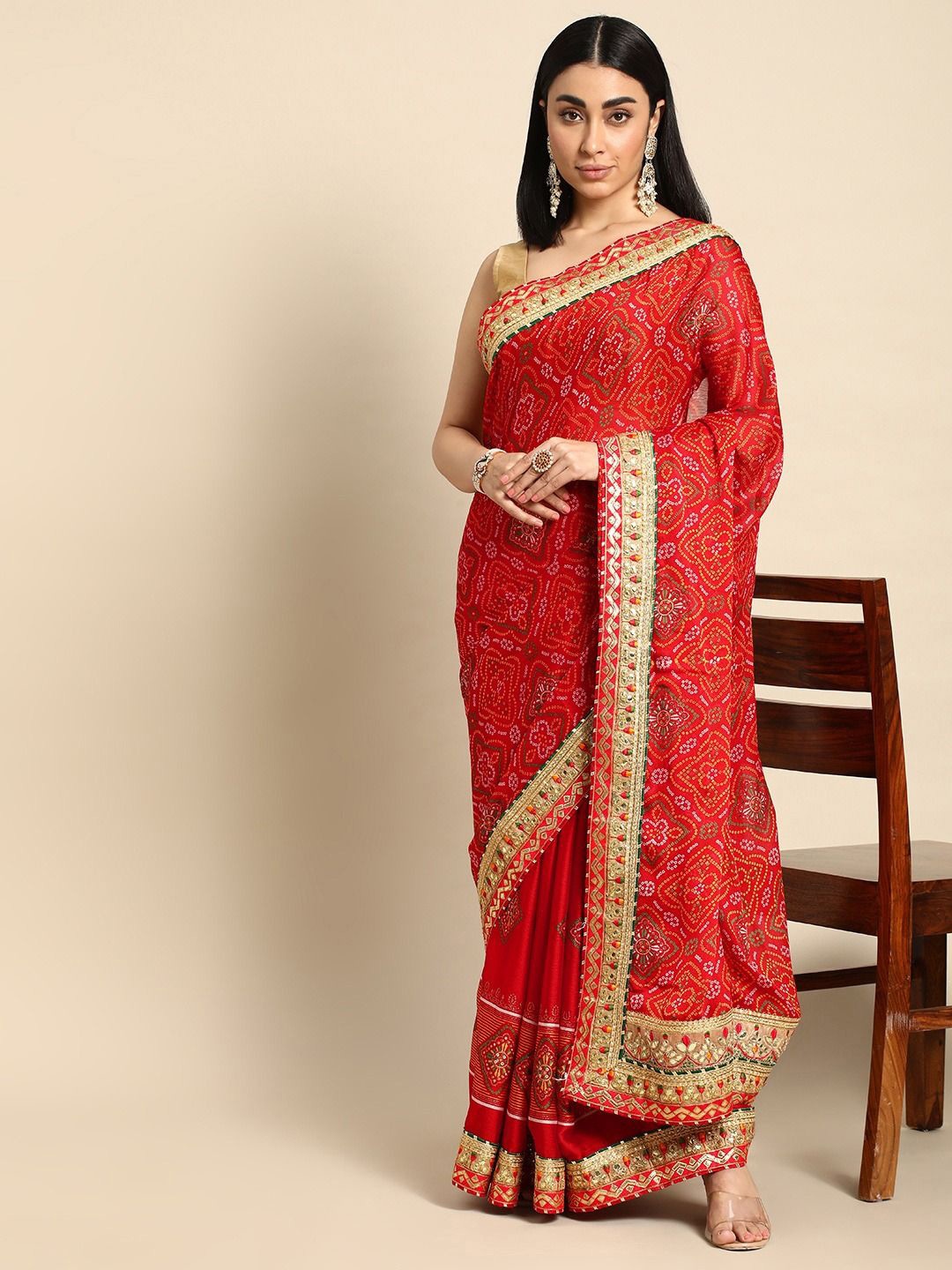 

DIVASTRI Bandhani Gotta Patti Bandhani Saree, Red