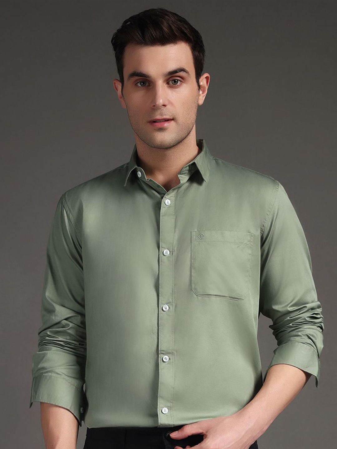

SUI DHAGA Men India Slim Fit Spread Collar Solid Cotton Formal Shirt, Green