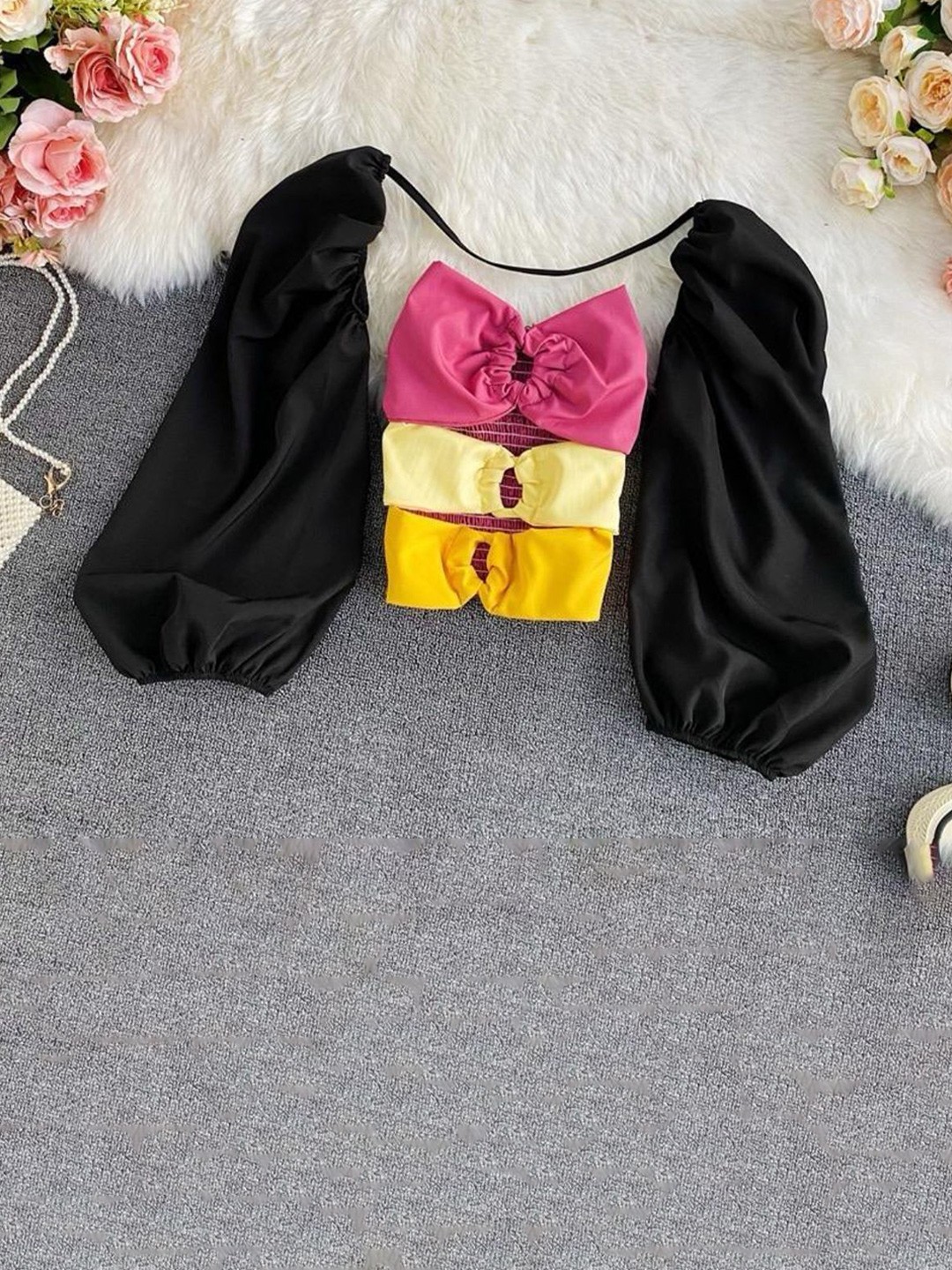 

MADE FOR HER LABEL Women Ring Style Detachable Sleeve Ruched Crop Top For Women, Black